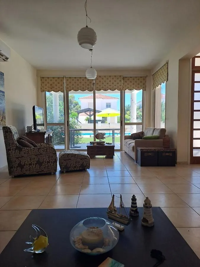 Dream House Villa Meneou